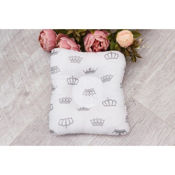 Подушка AmaroBaby детская Короны 22х26 см, холлофайбер